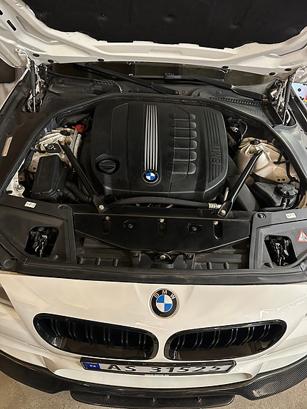BMW 525d 16 of 18