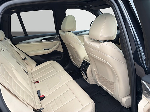 BMW X3 19 of 20