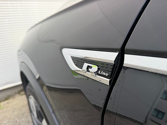 Volkswagen Tiguan 5 of 30