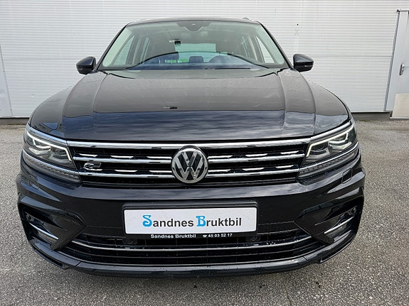 Volkswagen Tiguan 3 of 30