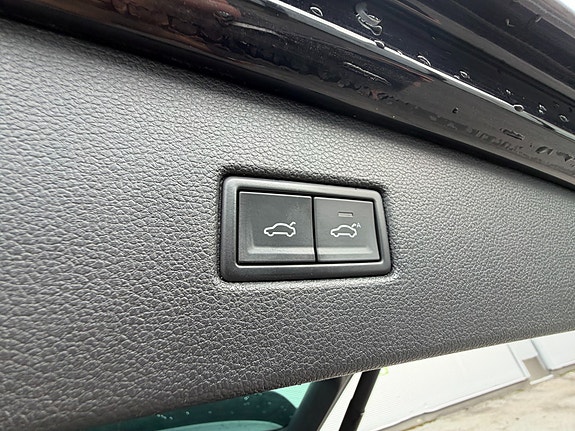 Volkswagen Tiguan 30 of 30