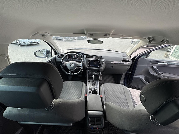 Volkswagen Tiguan 6 of 18