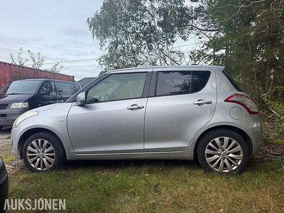Suzuki Swift 4 of 30