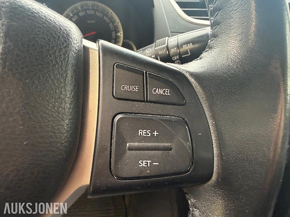 Suzuki Swift 17 of 30