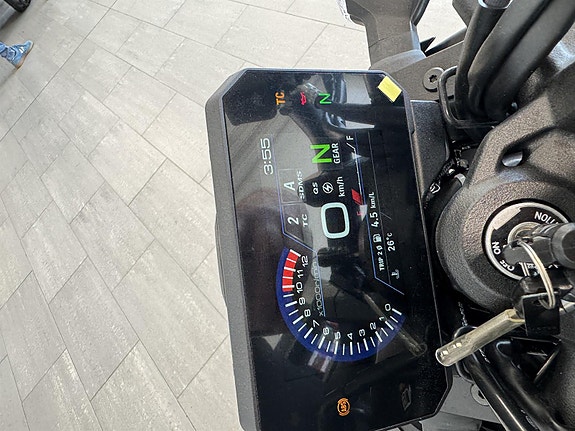 Suzuki 8S 3 of 8