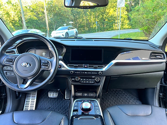 Kia e-Niro 14 of 17