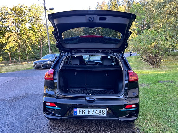 Kia e-Niro 8 of 17
