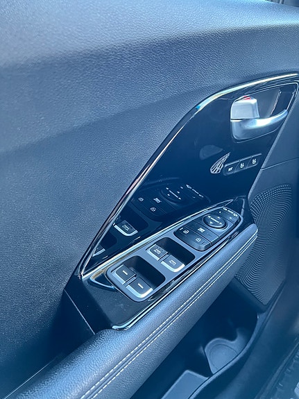 Kia e-Niro 17 of 17