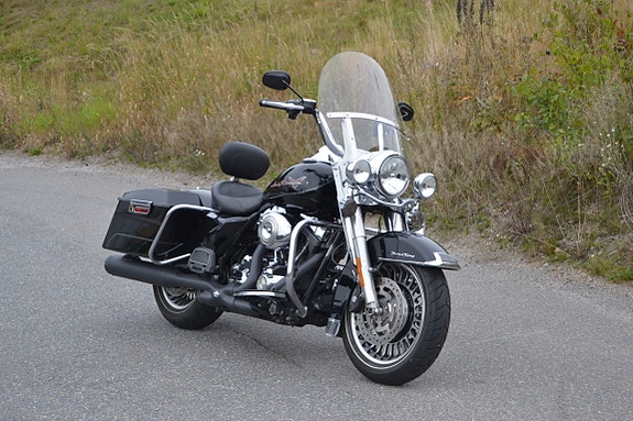 Harley-Davidson Road King 2 of 26