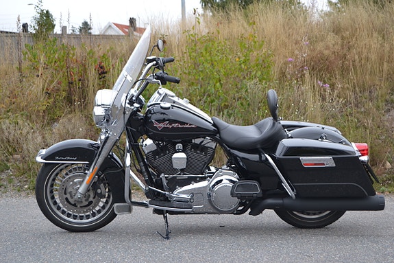 Harley-Davidson Road King 16 of 26