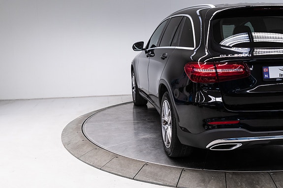 Mercedes-Benz GLC250 d 25 of 30