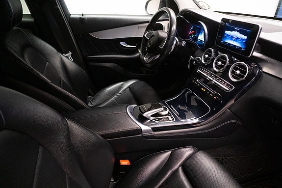 Mercedes-Benz GLC250 d 29 of 30
