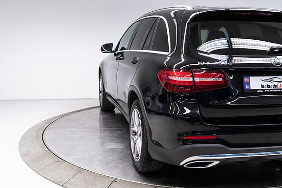 Mercedes-Benz GLC250 d 7 of 30