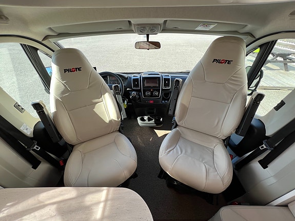 Pilote P746GJ Luft bak/Meget pen/Mye utstyr 27 of 30