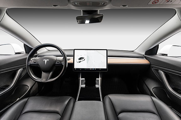 Tesla Model 3 21 of 24