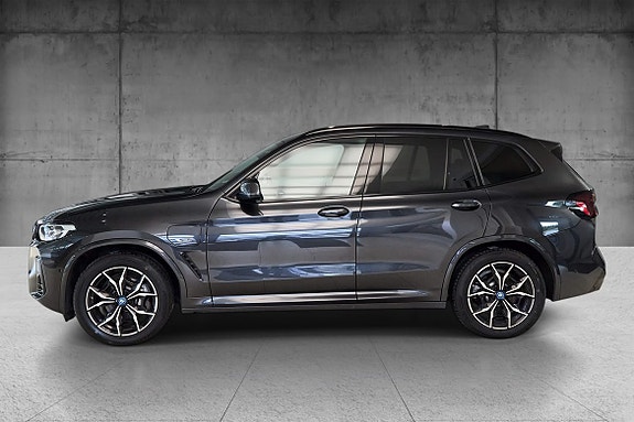 BMW X3 3 of 30