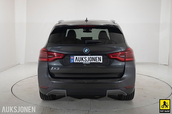 BMW iX3 5 of 30