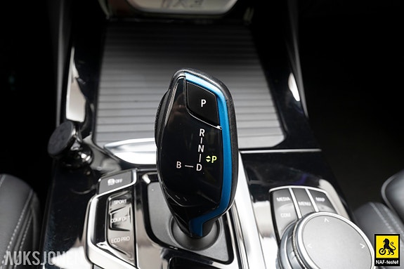 BMW iX3 19 of 30