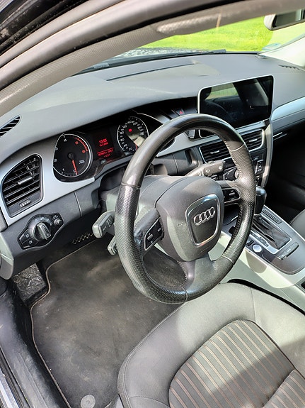 Audi A4 4 of 16