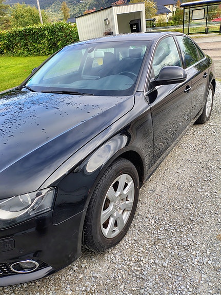 Audi A4 11 of 16