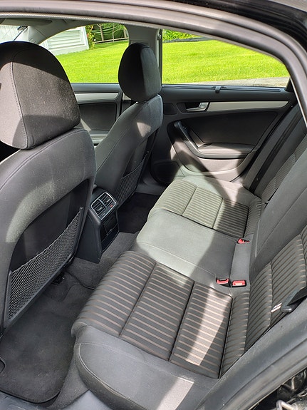 Audi A4 5 of 16