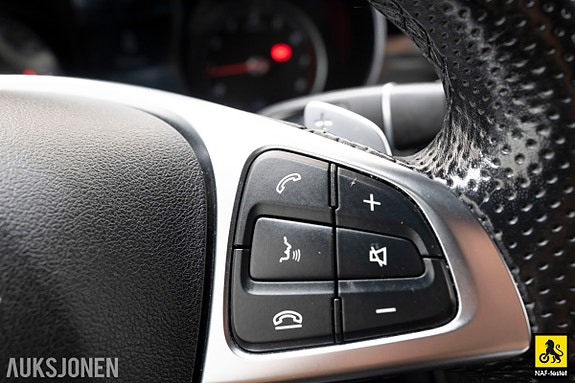 Mercedes-Benz gl 29 of 30