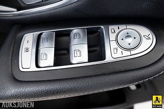 Mercedes-Benz gl 10 of 30