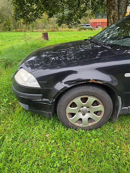 Volkswagen Passat 5 of 6