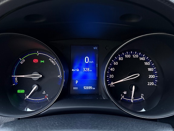 Toyota C-HR 19 of 30