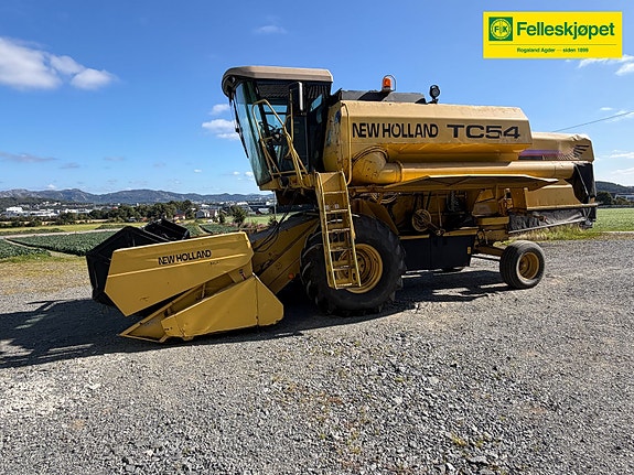 New Holland TC54 2 of 11
