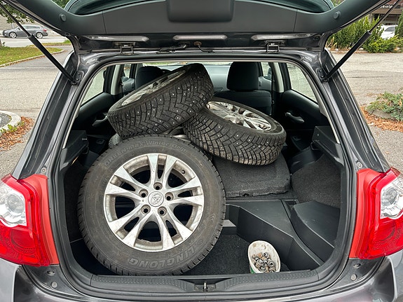 Toyota Auris 18 of 30