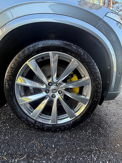 Volvo XC90 7 of 30