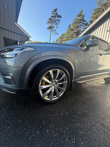 Volvo XC90 6 of 30