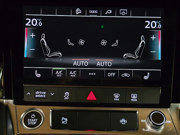 Audi e-tron 28 of 30