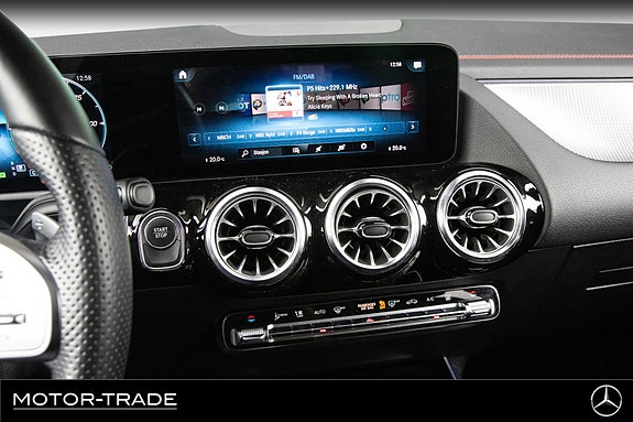 Mercedes-Benz EQA350 18 of 28