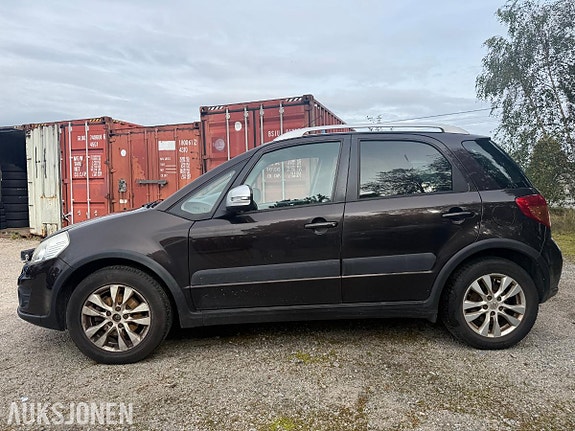 Suzuki SX4 3 of 30