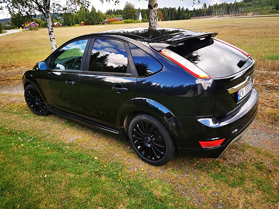 Ford Focus 5 of 11