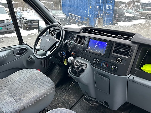 Ford Transit 7 of 19