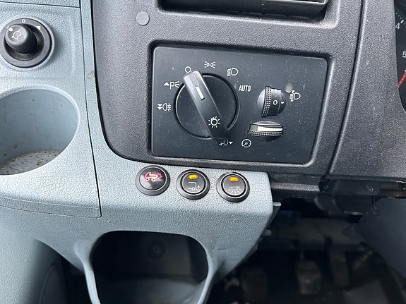 Ford Transit 11 of 19