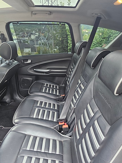 Ford S-MAX 14 of 14