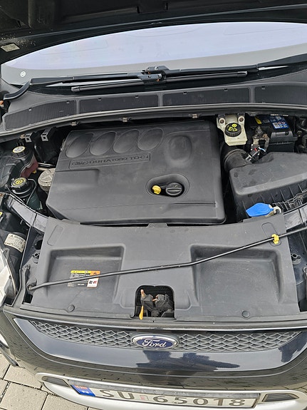 Ford S-MAX 13 of 14