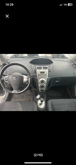Toyota Yaris 2 of 3
