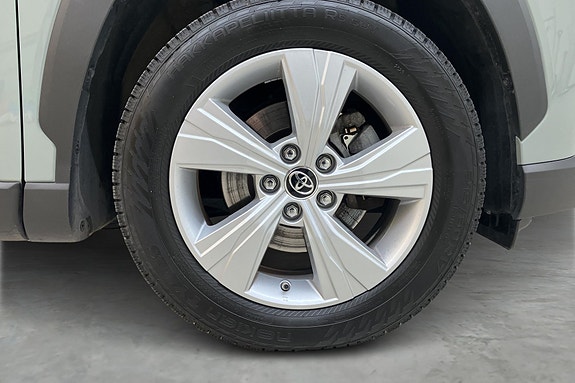 Toyota Corolla Cross 19 of 20