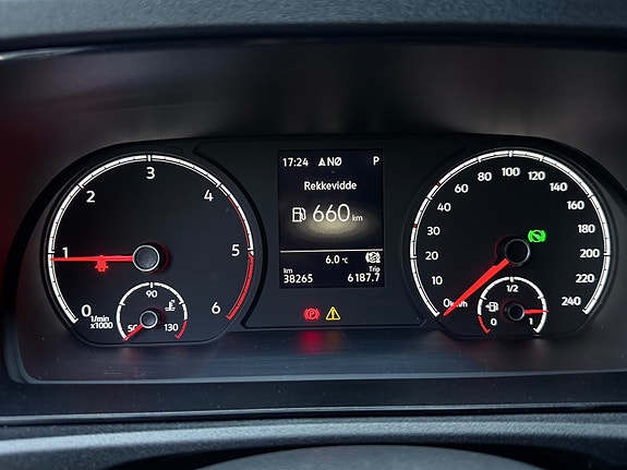 Volkswagen Caddy 15 of 30
