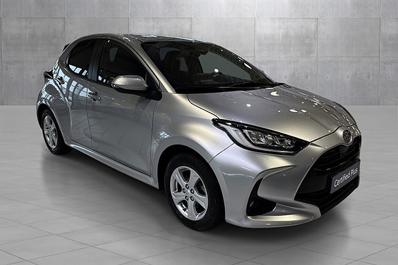 Toyota Yaris 7 of 20