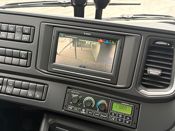 Scania Touring HD 16 of 20