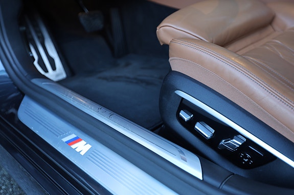 BMW 750i 18 of 30