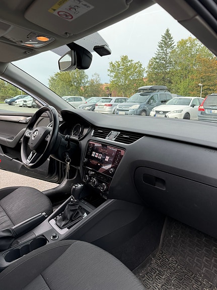 Skoda Octavia 10 of 12