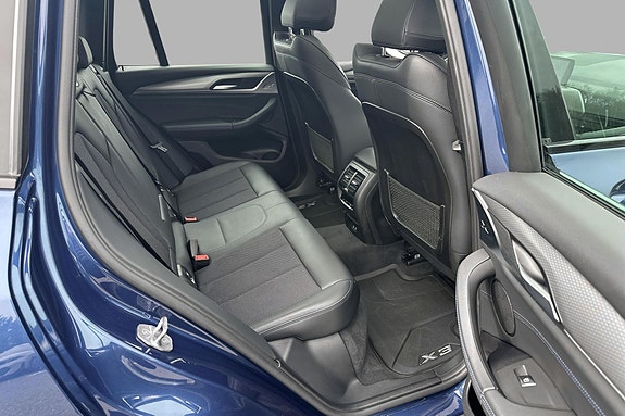 BMW X3 17 of 30