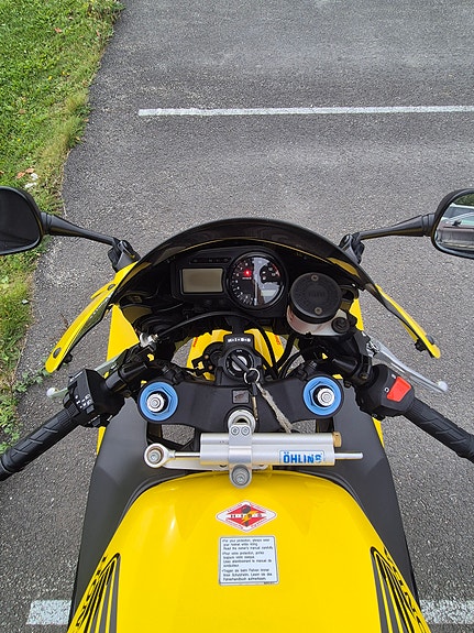 Honda CBR 954 RR fireblade 27 of 30